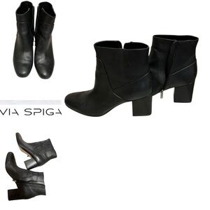 Via Spiga Magali black Leather Rounded toes, Block Heel Bootie size 9